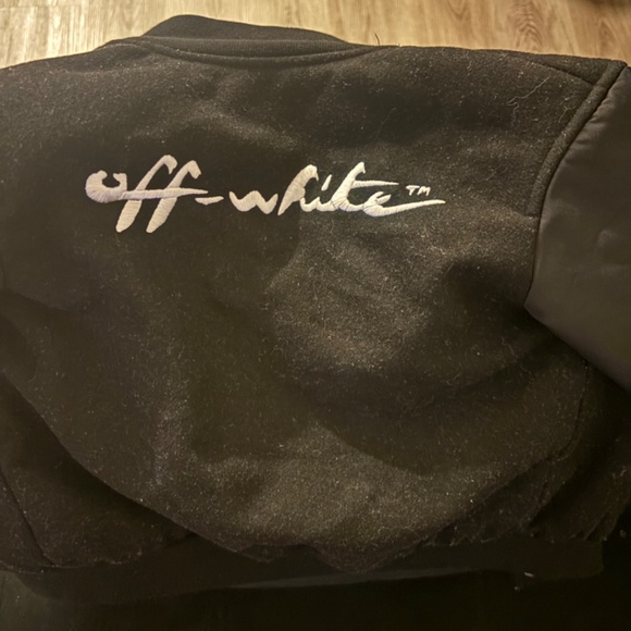 Kids off - white jacket - Picture 2 of 4